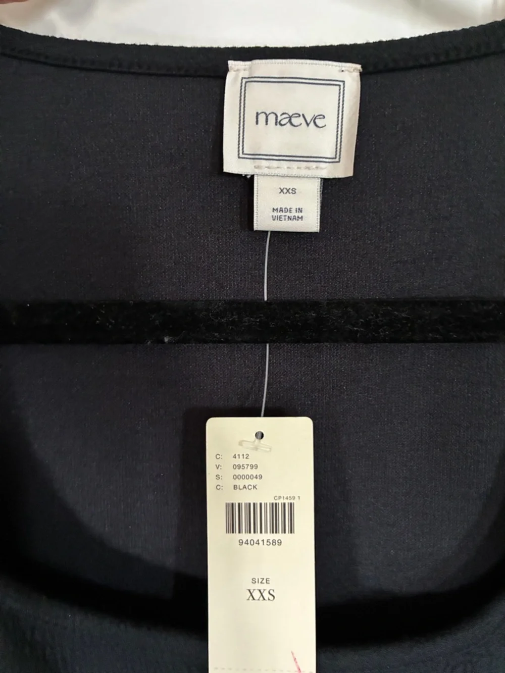 Maeve Black Bodice Top with White Sheer Balloon Sleeves - Picture 4 of 7